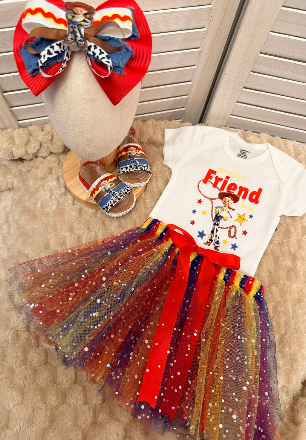 Jessie from Toy story set for Baby.