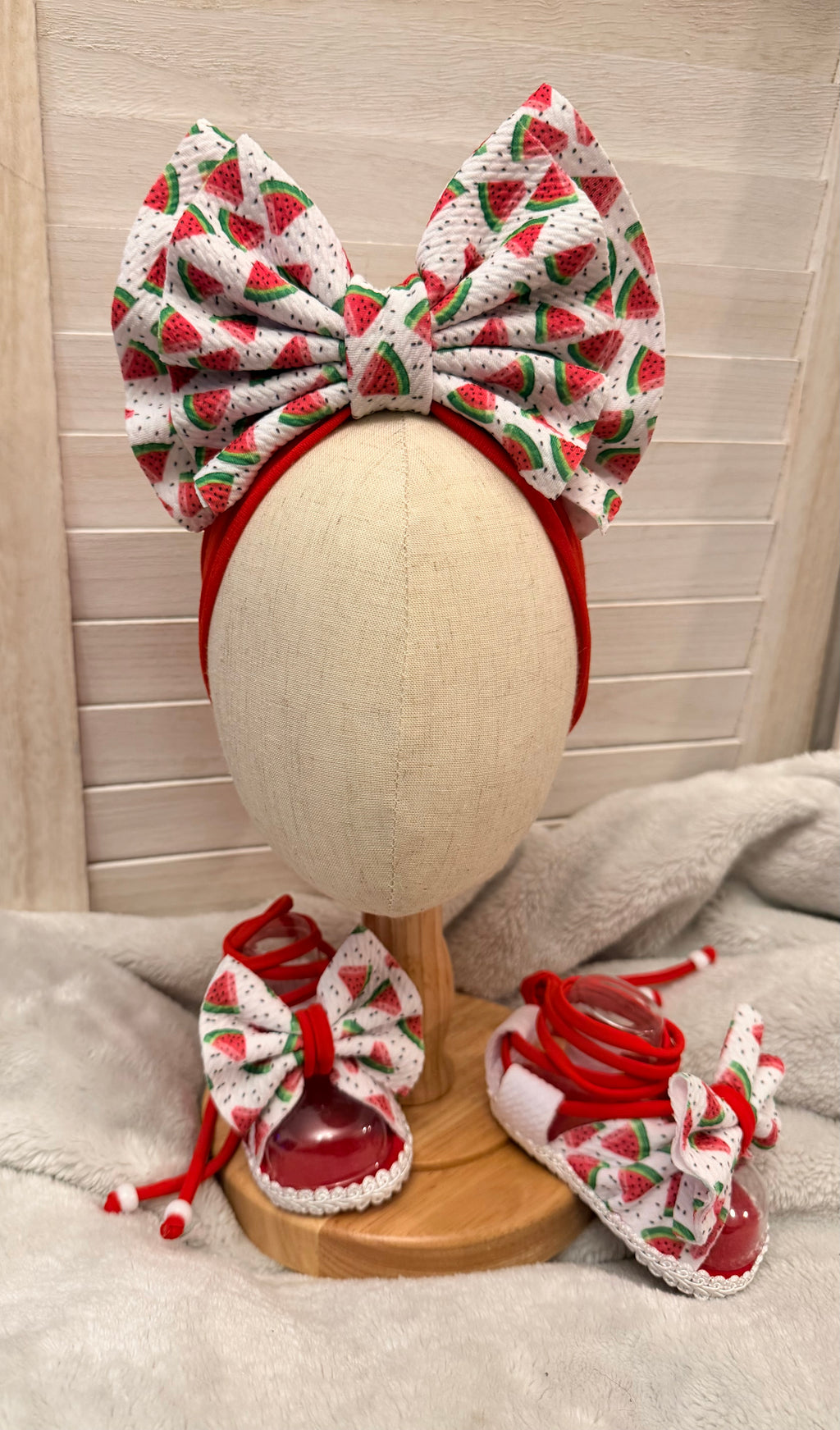 Baby set of headband and sandals