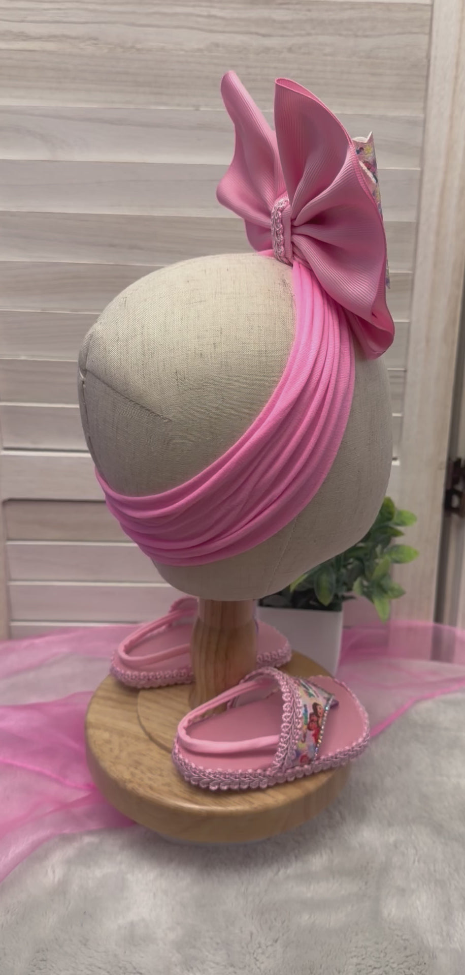 Baby headband and sandals size 6 to 9 months